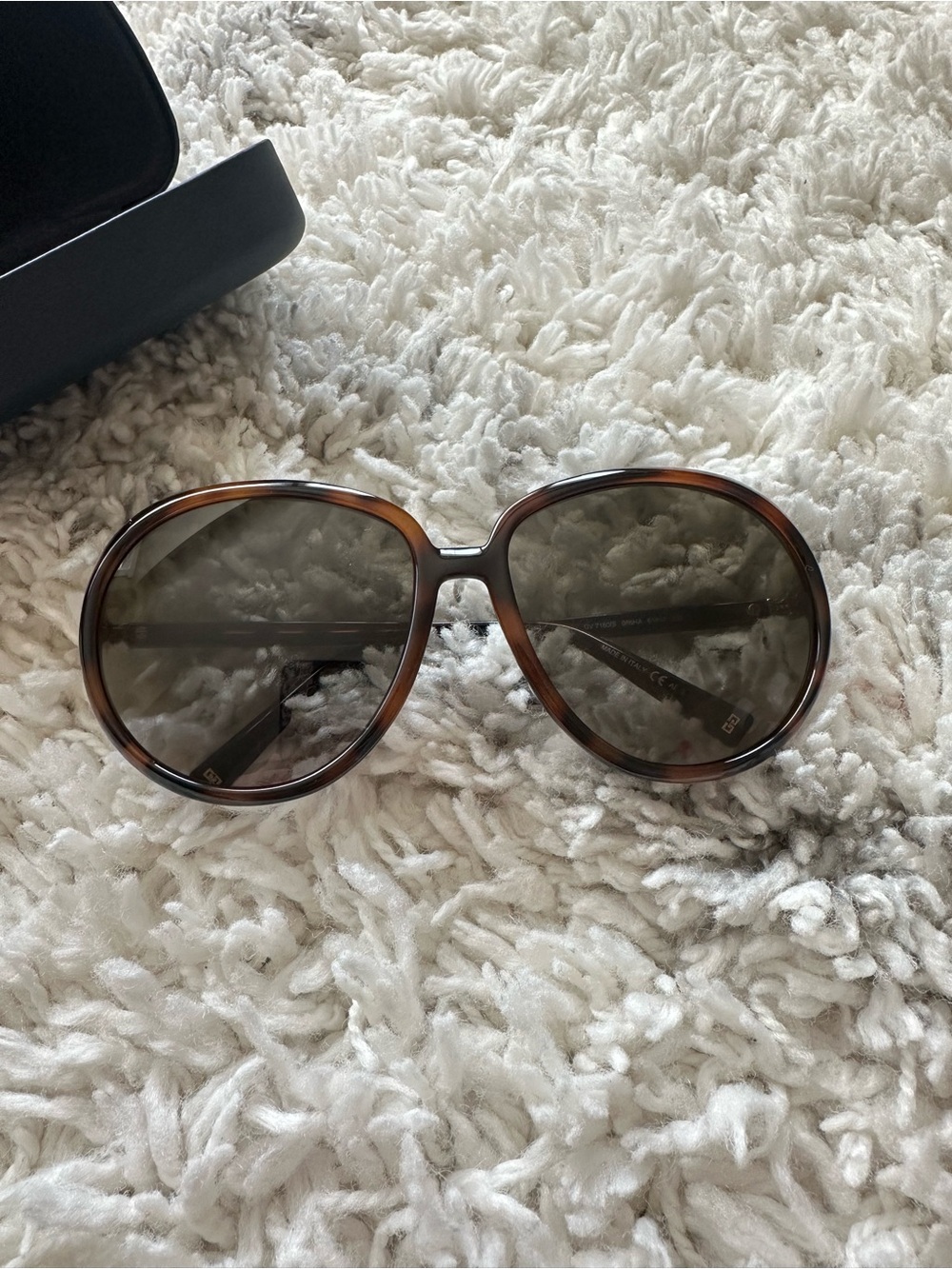 Givenchy GV 7180/S round Sunglasses Woman